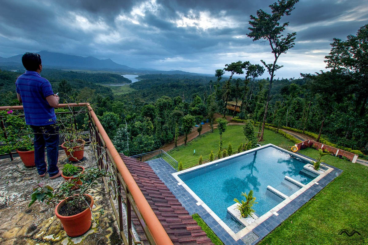 Amaryllis - Wayanad - Kerala Icon