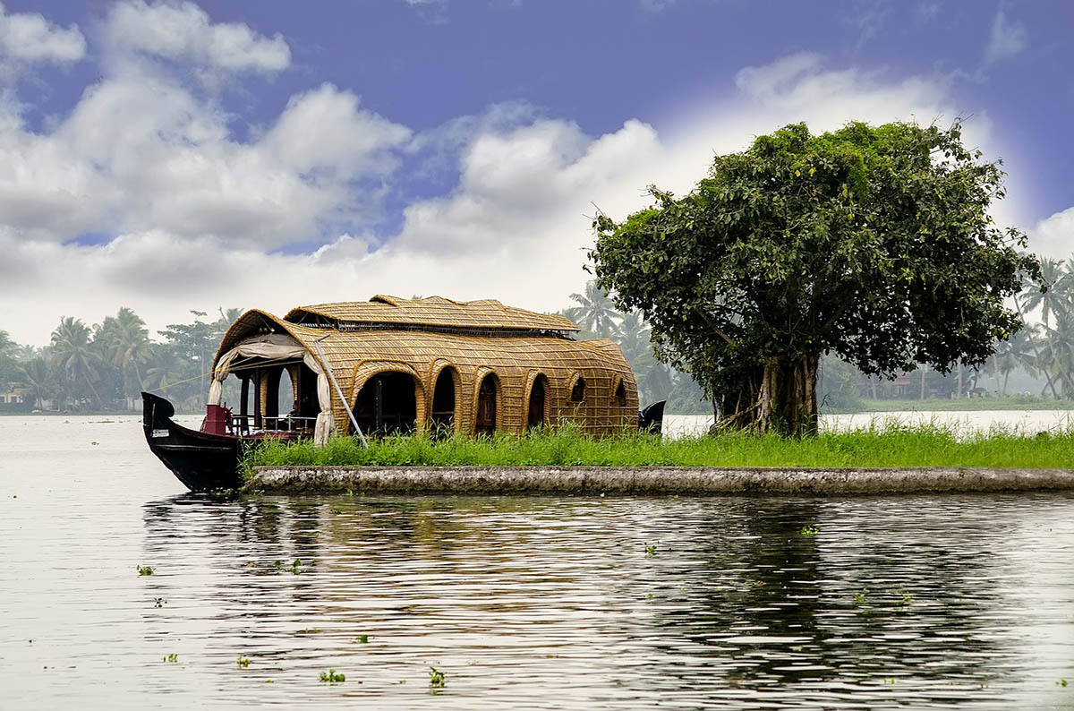 kerala-houseboats