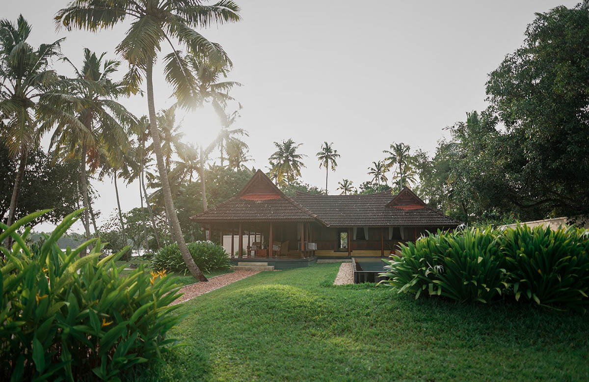 Vismaya - Kerala Backwaters - Wes Bank - Icon