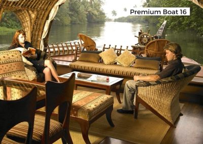 Lakes & Lagoons Houseboat